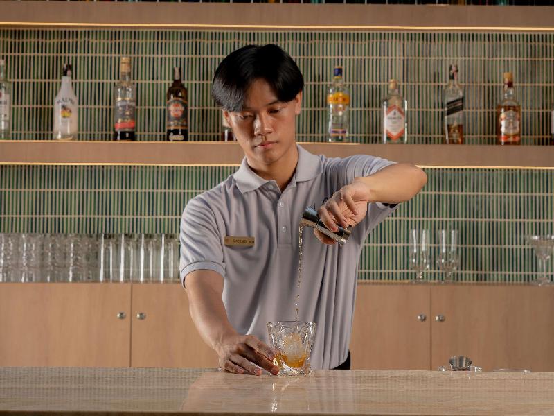 Andaman Beach Hotel Phuket Handwritten Collection - Bar