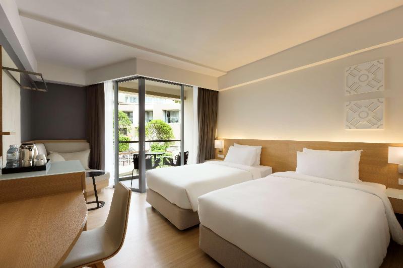 Andaman Beach Hotel Phuket Handwritten Collection - Oda