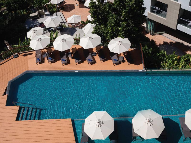 Andaman Beach Hotel Phuket Handwritten Collection - Havuz