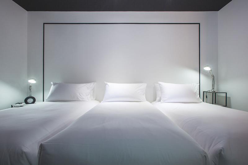 Blu Monkey Hub and Hotel Phuket - Oda