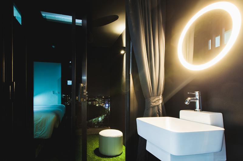 Blu Monkey Hub and Hotel Phuket - Oda