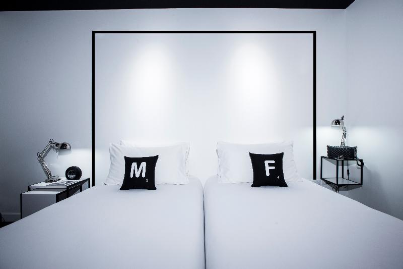 Blu Monkey Hub and Hotel Phuket - Oda