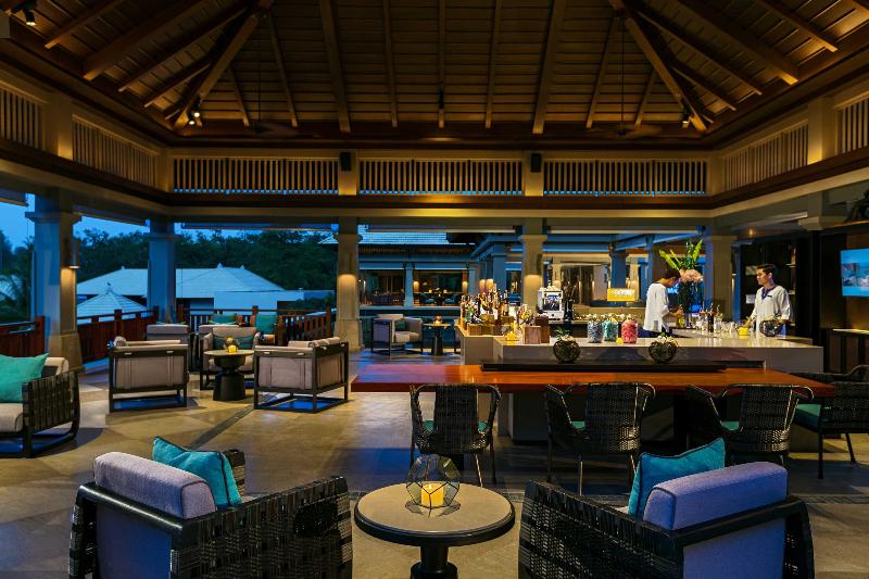 Phuket Marriott Resort and Spa, Nai Yang Beach - Bar