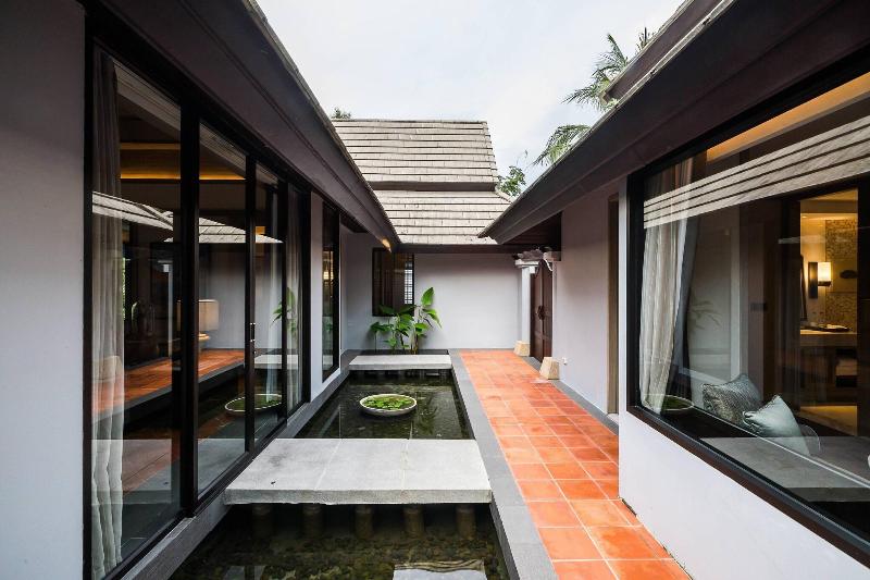 Phuket Marriott Resort and Spa, Nai Yang Beach - Havuz