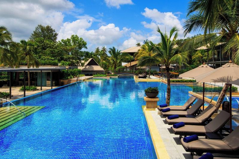 Phuket Marriott Resort and Spa, Nai Yang Beach - Havuz