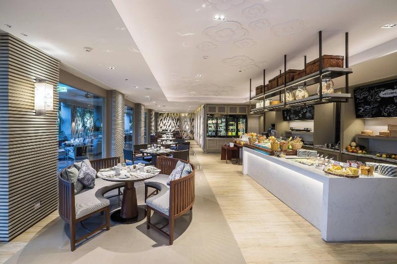 Phuket Marriott Resort and Spa, Nai Yang Beach - Restoran