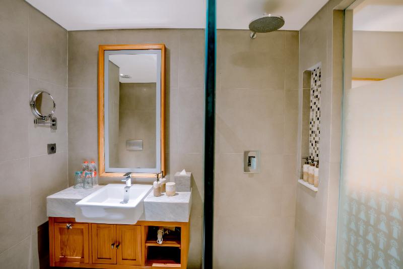Liberta Suites Seminyak - Oda