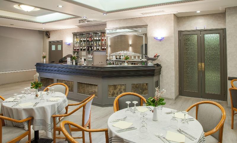Ignatia Hotel - Bar