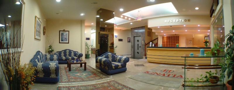Ignatia Hotel - Lobi