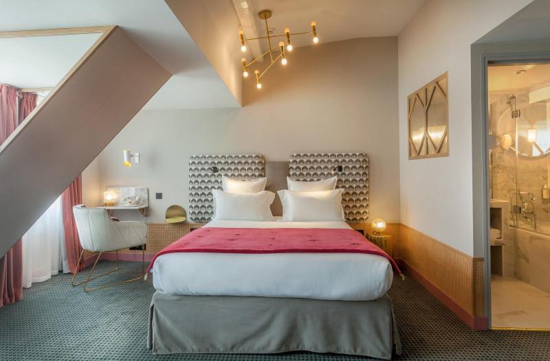 Handsome Hotel by Elegancia - Oda