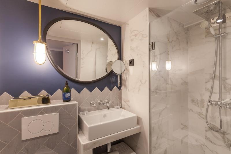 Handsome Hotel by Elegancia - Oda
