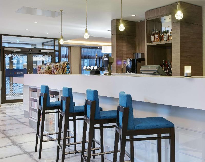 Hampton by Hilton Glasgow Central - Bar