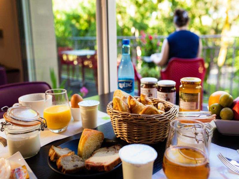 Hôtel Restaurant Les 2 Rives-Logis - Restoran