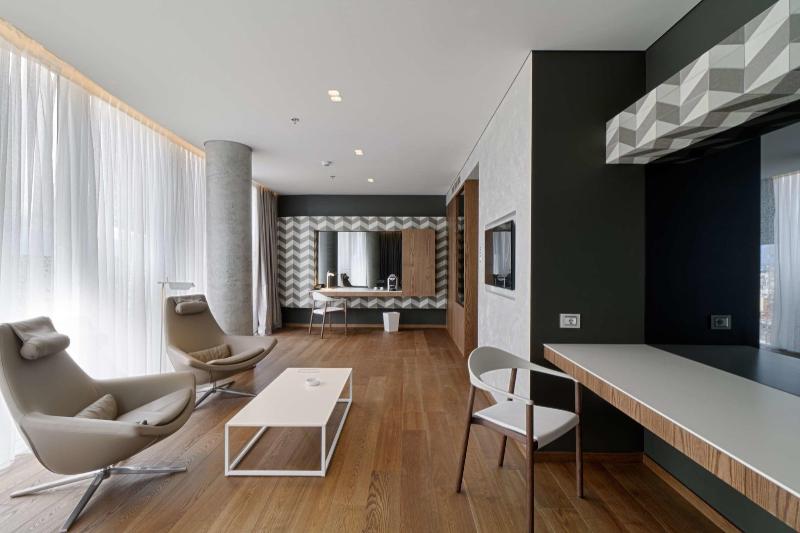 Maritim Hotel Plaza Tirana - Oda