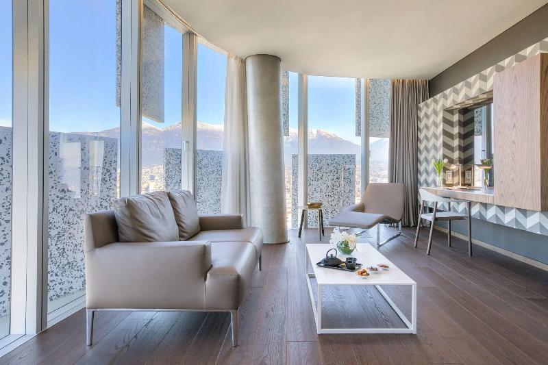 Maritim Hotel Plaza Tirana - Oda