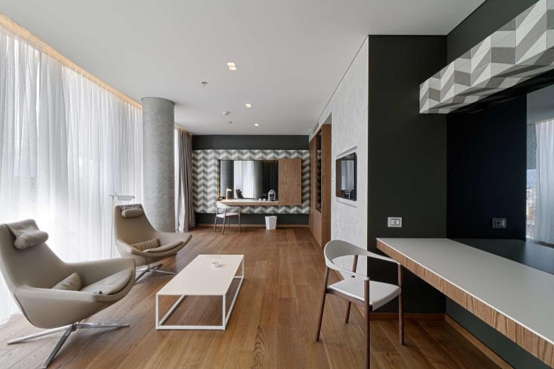 Maritim Hotel Plaza Tirana - Oda