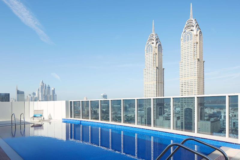 Naumi Hotel Dubai formely dusitD2 Kenz - Havuz