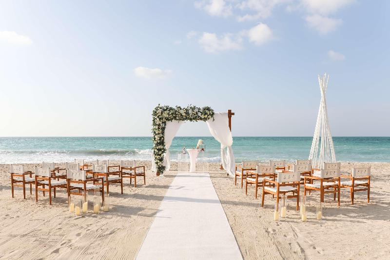 Nikki Beach Resort & Spa Dubai - Toplantı