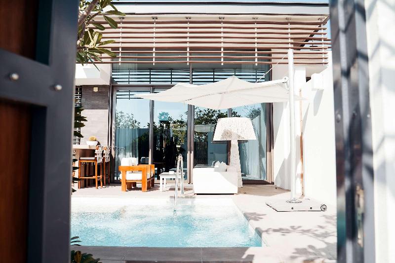 Nikki Beach Resort & Spa Dubai - Oda