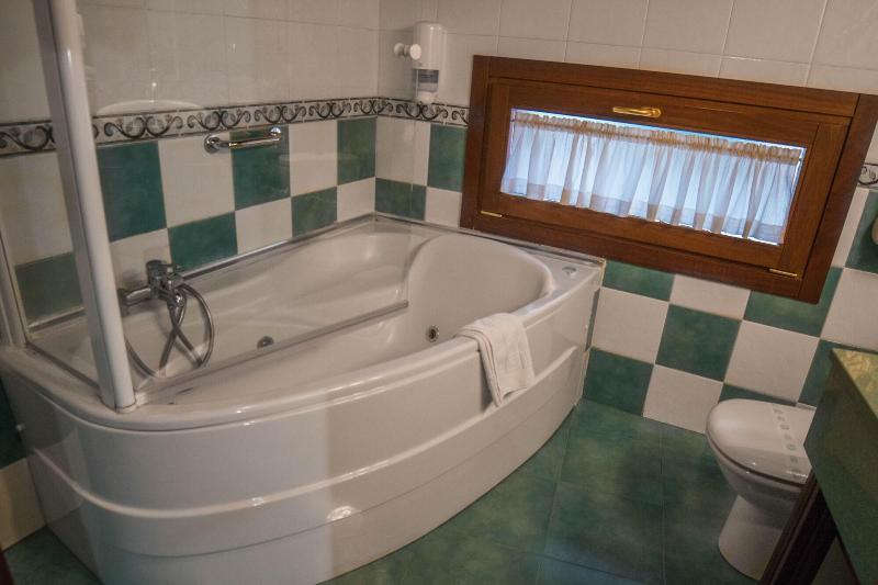 Gran Hotel Rural Cela - Oda