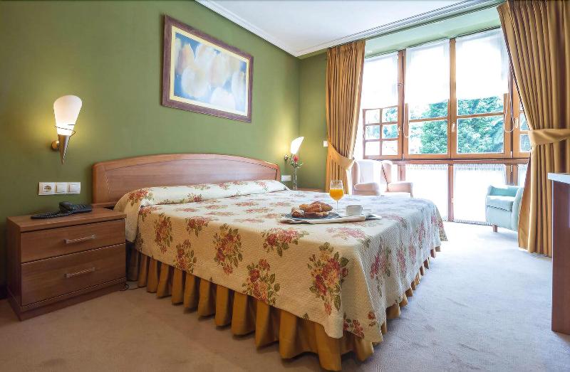 Gran Hotel Rural Cela - Oda