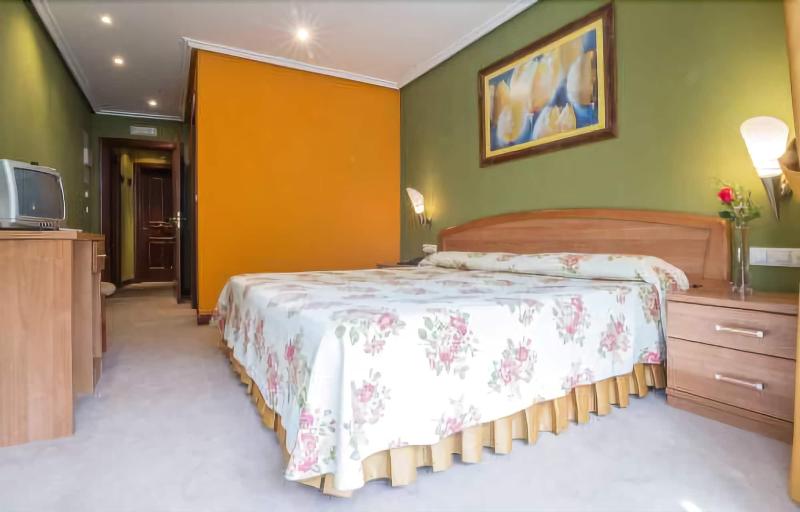 Gran Hotel Rural Cela - Oda