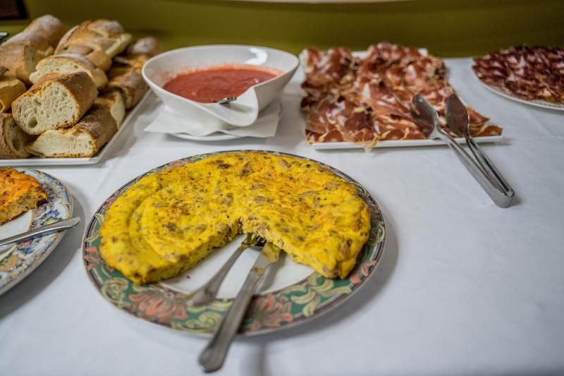Gran Hotel Rural Cela - Restoran