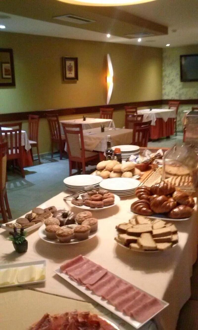 Gran Hotel Rural Cela - Restoran