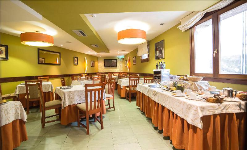 Gran Hotel Rural Cela - Restoran