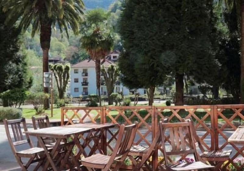 Gran Hotel Rural Cela - Teras