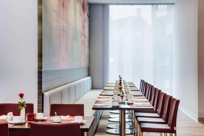 IntercityHotel Enschede - Restoran