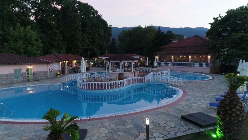 Sintrivanis Resort Beach - Havuz