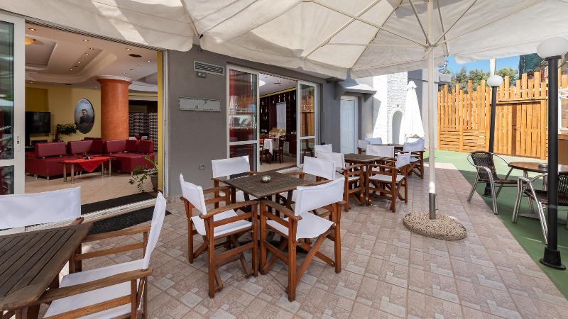 Marin Congo Hotel - Teras