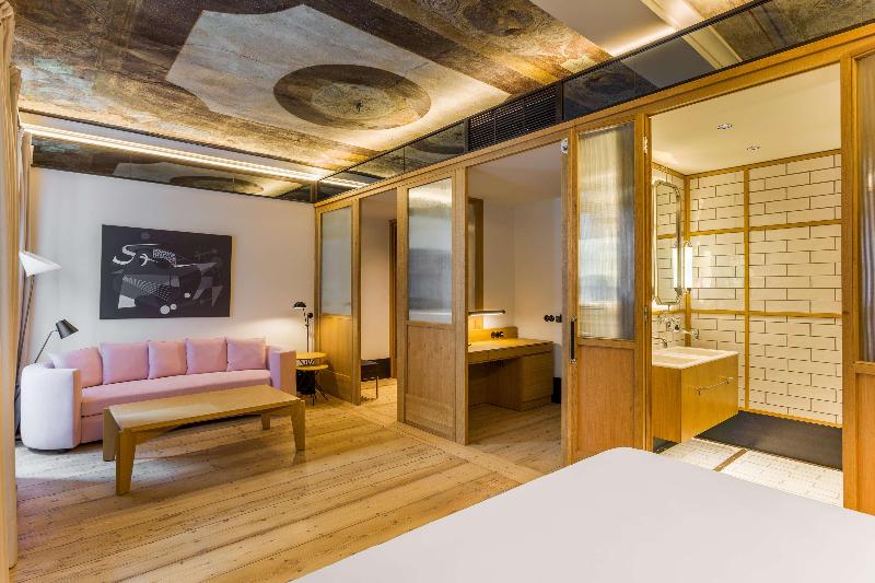 The Wings Hotels Collection - Oda