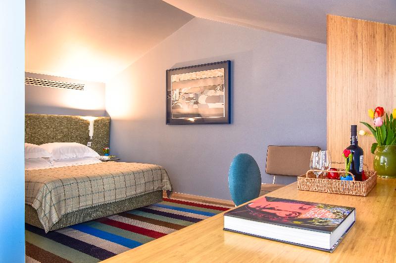 The Editory House Ribeira Hotel - Oda