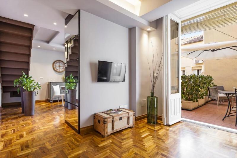 Ferrini Home Residence 150 - Lobi