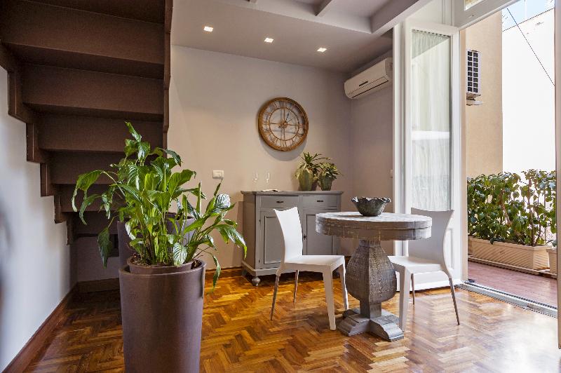 Ferrini Home Residence 150 - Oda