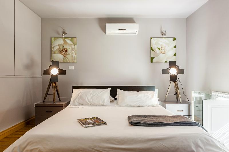 Ferrini Home Residence 150 - Oda