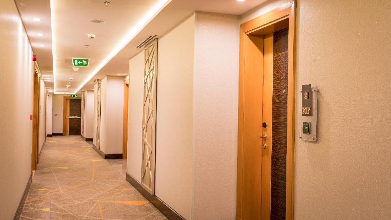 Holiday Inn Jeddah Gateway - Lobi