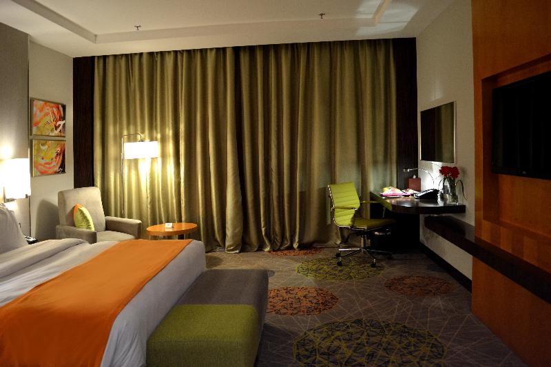Holiday Inn Jeddah Gateway - Oda