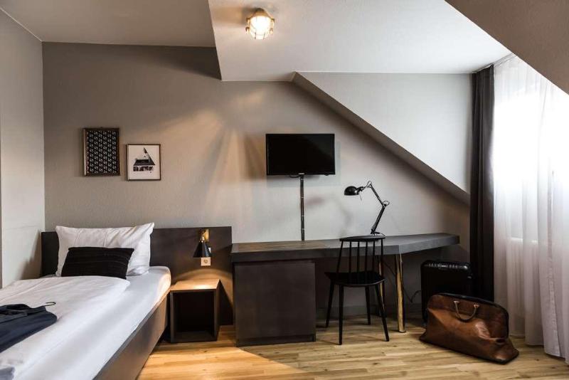 Bold Hotel Frankfurt Messe - Oda