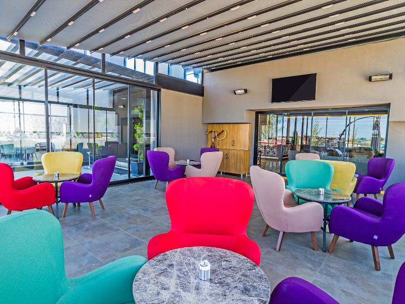 Alesha Suite Hotel & Residence - Lobi