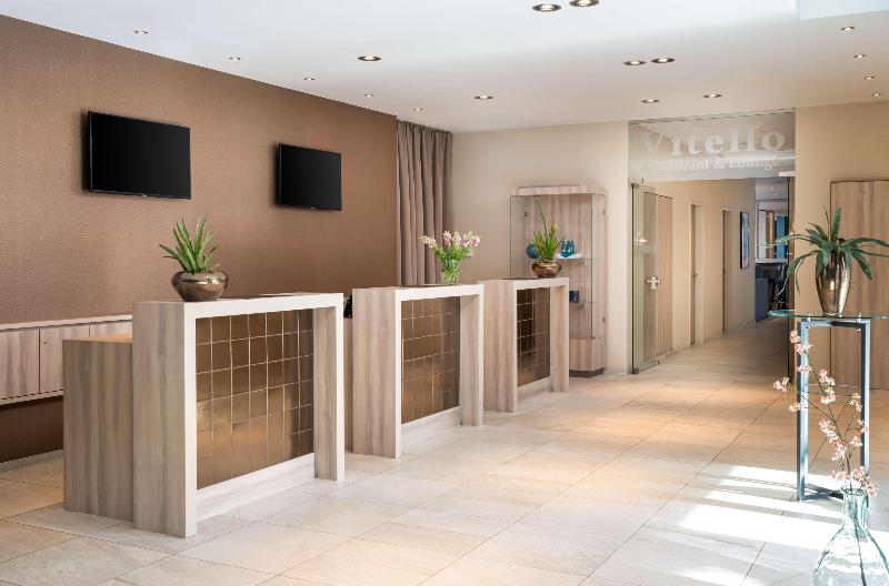 elaya hotel kleve, Trademark Collection by Wyndham - Lobi