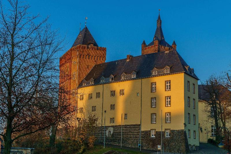 elaya hotel kleve, Trademark Collection by Wyndham - Genel