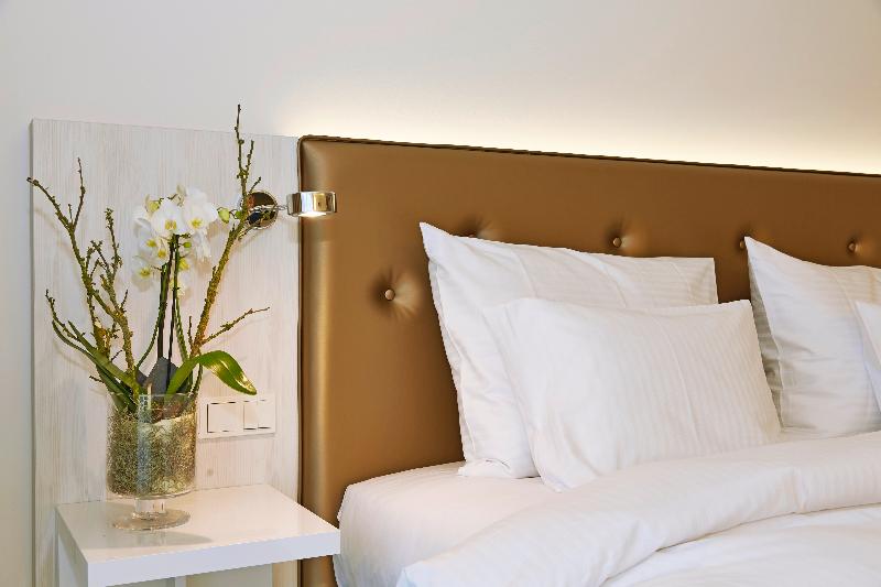 elaya hotel kleve, Trademark Collection by Wyndham - Oda