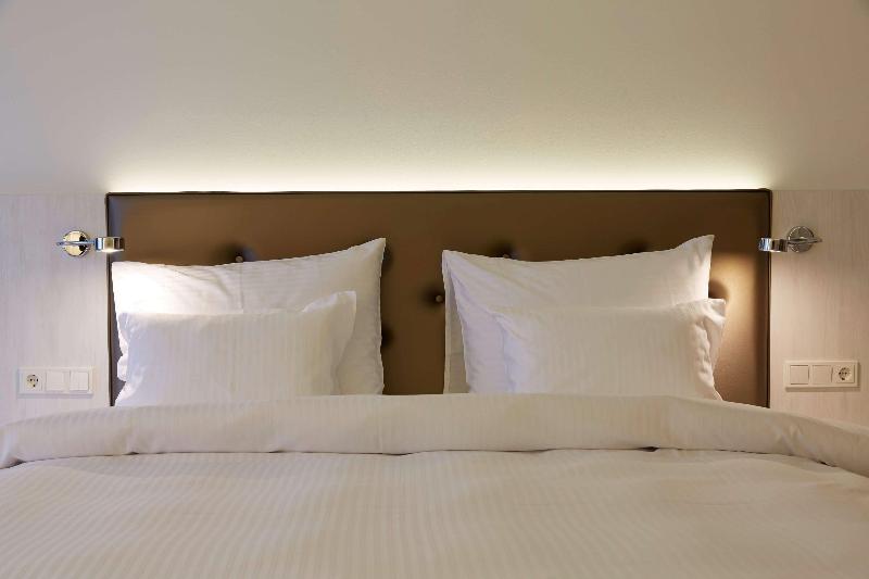 elaya hotel kleve, Trademark Collection by Wyndham - Oda
