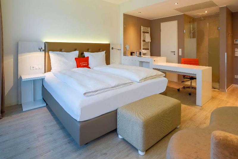 elaya hotel kleve, Trademark Collection by Wyndham - Oda