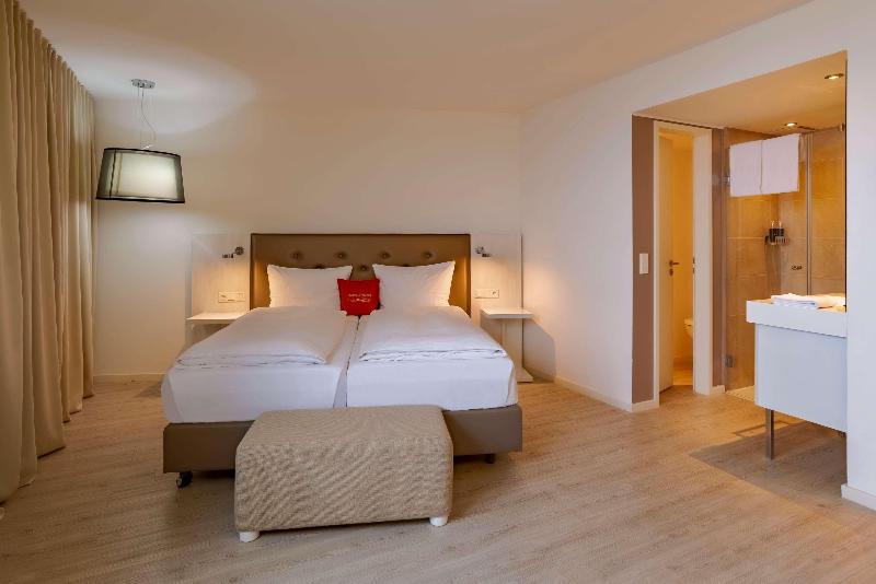 elaya hotel kleve, Trademark Collection by Wyndham - Oda