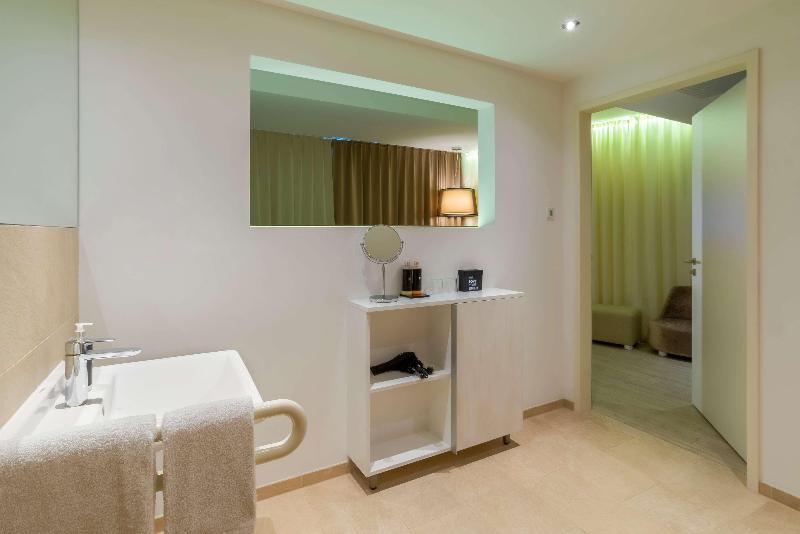 elaya hotel kleve, Trademark Collection by Wyndham - Oda