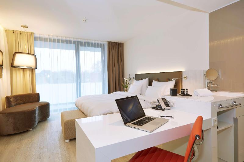 elaya hotel kleve, Trademark Collection by Wyndham - Oda